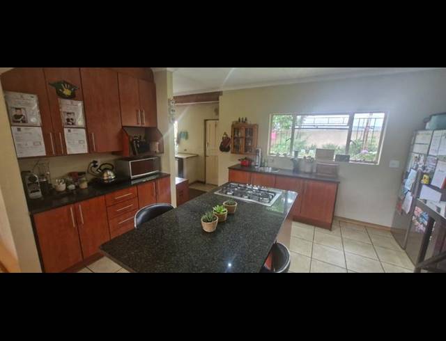 FARM FOR SALE IN MNANDI